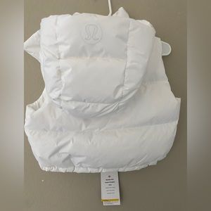 Lululemon Wunder Puff Super-Cropped Vest.